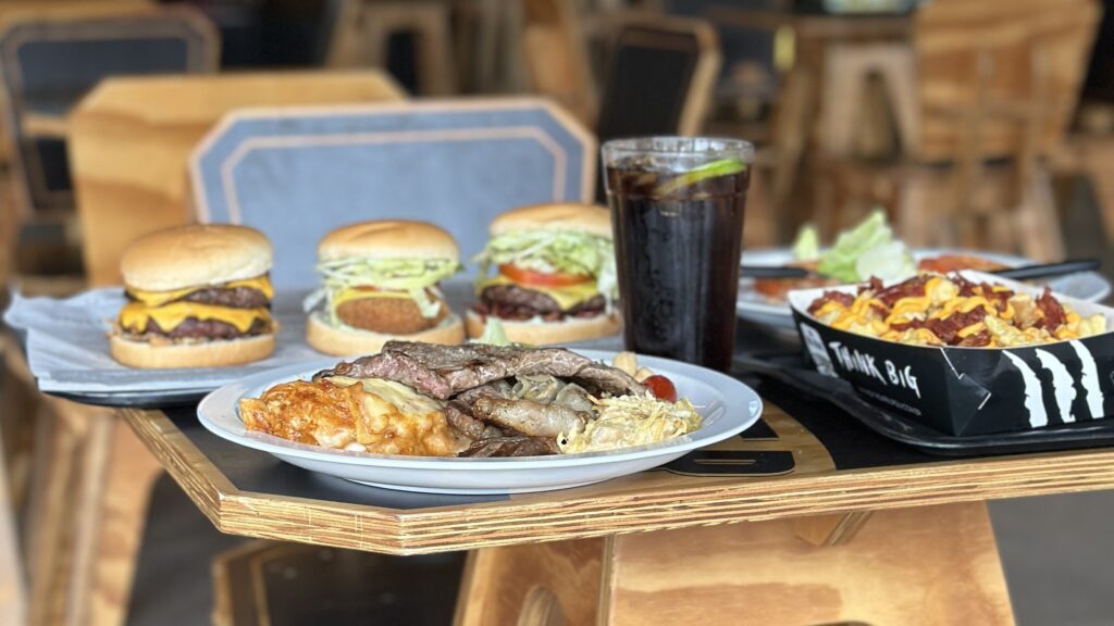 Big Bear Burger: Hamburgueria Agora Serve Buffet por Kilo em Curitiba